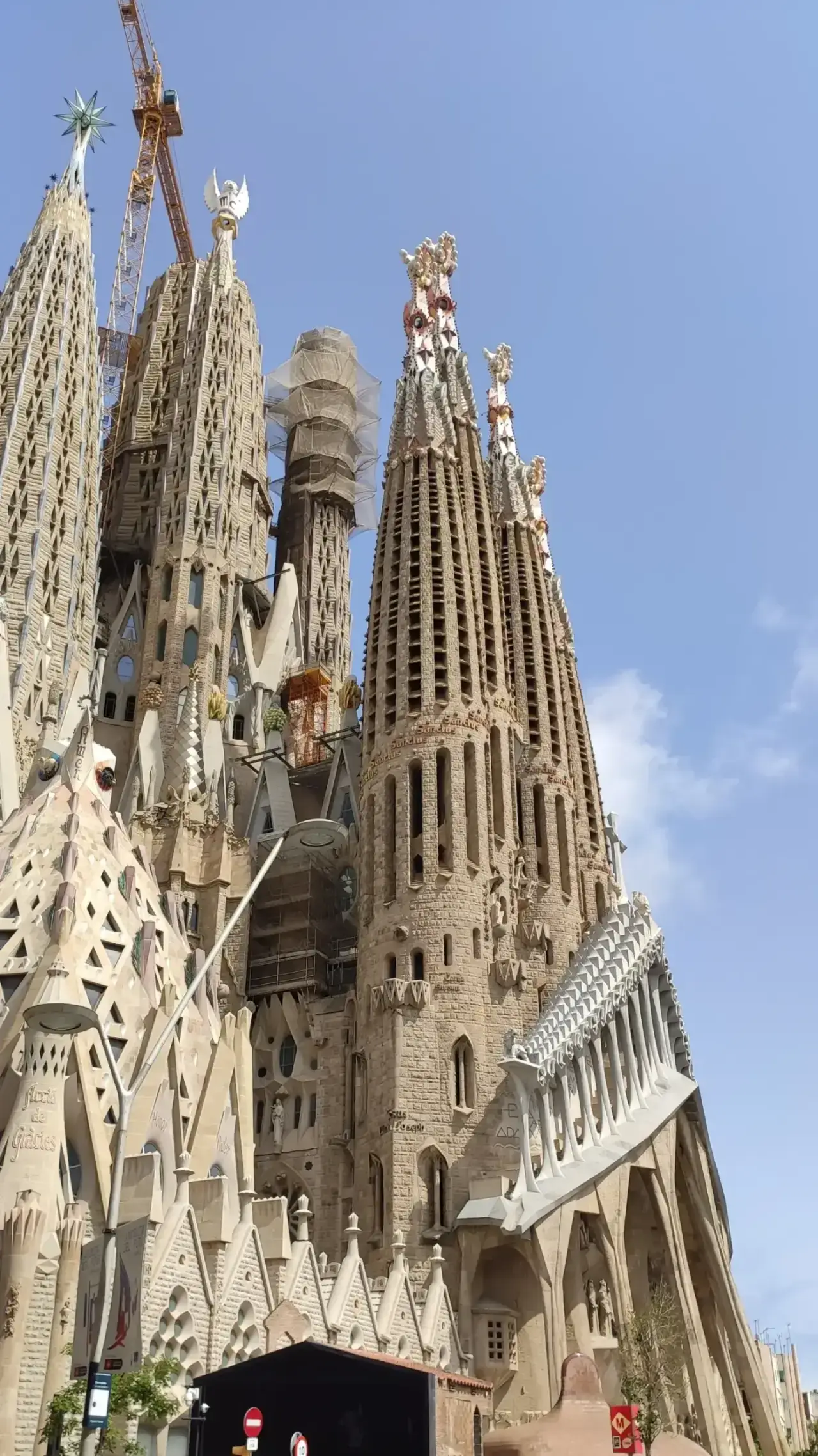 Sagrada Familia ziyaret rehberi dış görünüm